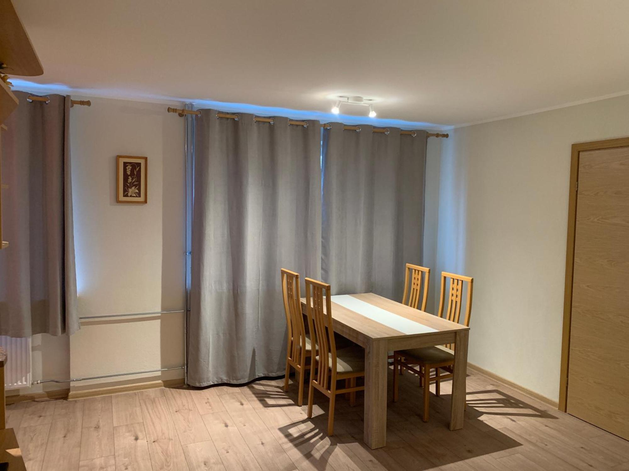 Dikol Two-Room Apartment-Self Check-In & Free Parking Near City Center Tallinn Extérieur photo