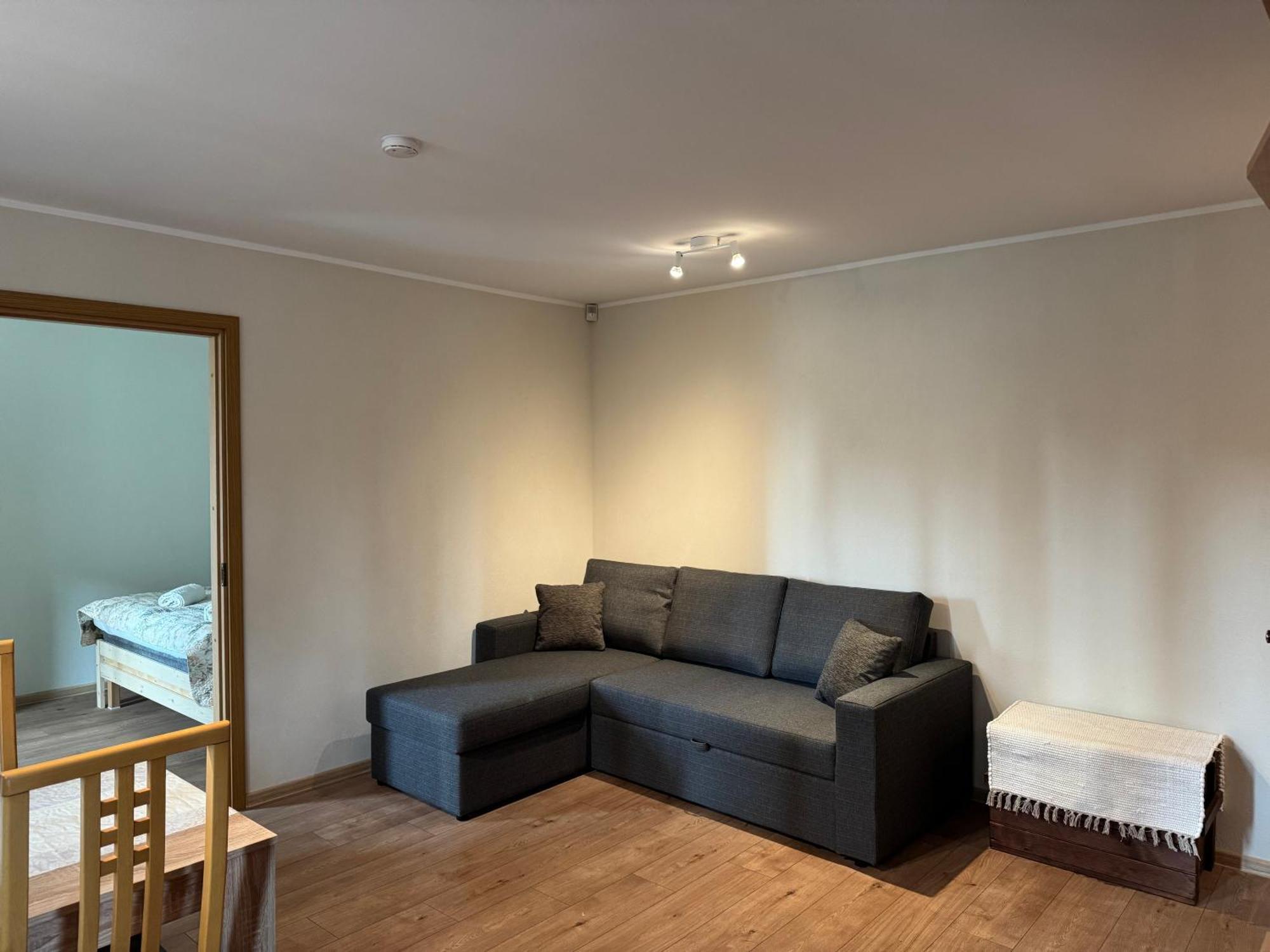 Dikol Two-Room Apartment-Self Check-In & Free Parking Near City Center Tallinn Extérieur photo